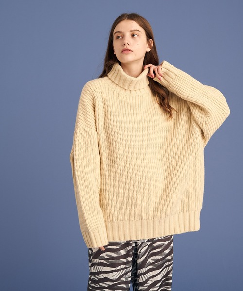 UP START(アップスタート)の「RELAX OFFTURTLE KNIT(ニット/セーター・メンズ・イエロー/ブラック/オフホワイト・FREE)」の6枚目の写真