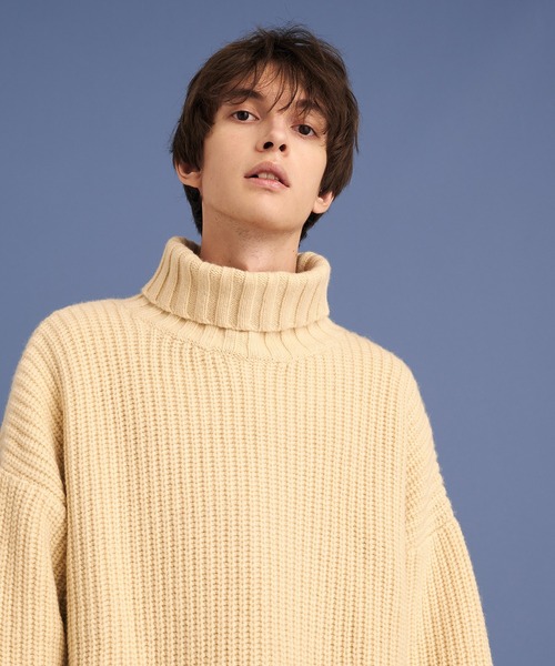 UP START(アップスタート)の「RELAX OFFTURTLE KNIT(ニット/セーター・メンズ・イエロー/ブラック/オフホワイト・FREE)」の8枚目の写真