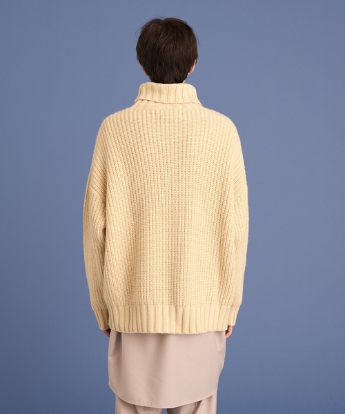 UP START(アップスタート)の「RELAX OFFTURTLE KNIT(ニット/セーター・メンズ・イエロー/ブラック/オフホワイト・FREE)」の11枚目の写真