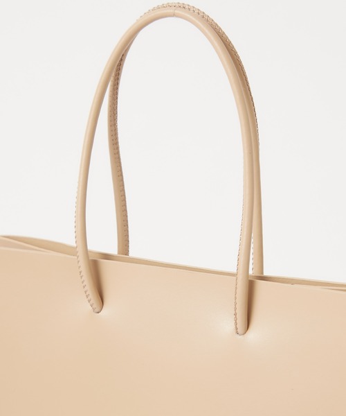 YAHKI（ヤーキ）の「#【YAHKI/ヤーキ】スクエアレザートートバッグ（トートバッグ・レディース・ブラック/ベージュ・FREE）」の5枚目の写真