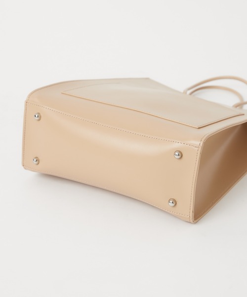 YAHKI（ヤーキ）の「#【YAHKI/ヤーキ】スクエアレザートートバッグ（トートバッグ・レディース・ブラック/ベージュ・FREE）」の8枚目の写真