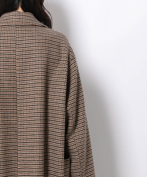 LAKOLE（ラコレ）の「チェック柄オーバーサイズコート / 214940（チェスターコート・レディース・ベージュ系その他・SMALL/MEDIUM）」の7枚目の写真