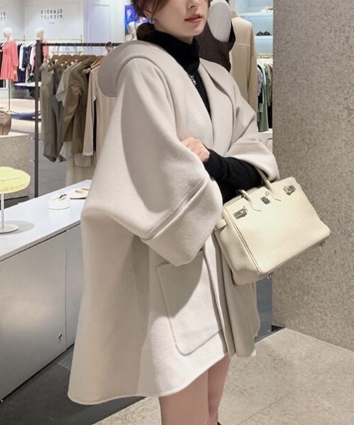 Diosfront（ディオスフロント）の「オーバーサイズチュニックポンチョコート（ポンチョ・レディース・アイボリー/モカ/カーキ/ネイビー/パープル/ブラック/ブラウン・FREE）」の18枚目の写真