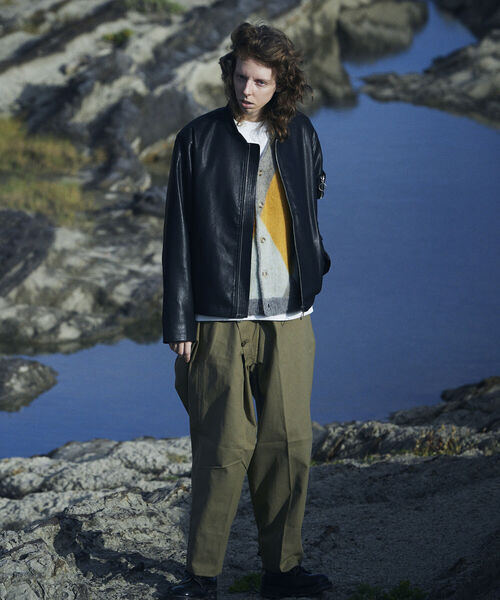 GLOSTER（グロスター）の「【GLOSTER/グロスター】フェイクレザー フライトジャケット（ライダースジャケット・メンズ・ブラック/ネイビー・MEDIUM/LARGE）」の5枚目の写真