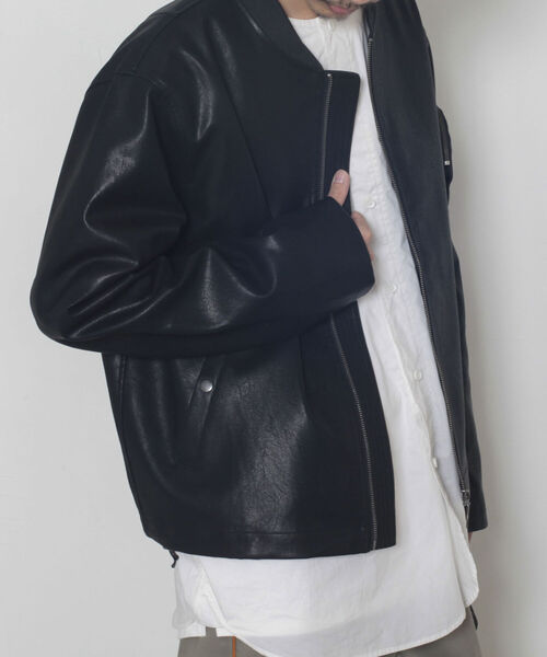 GLOSTER（グロスター）の「【GLOSTER/グロスター】フェイクレザー フライトジャケット（ライダースジャケット・メンズ・ブラック/ネイビー・MEDIUM/LARGE）」の7枚目の写真