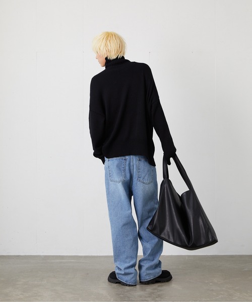FEKETE(フェケテ)の「FEKETE MADE fkt LOGO TURTLE NECK KNIT(ニット/セーター・メンズ・ブラック/ピンク・MEDIUM/LARGE)」の13枚目の写真