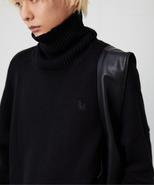 FEKETE(フェケテ)の「FEKETE MADE fkt LOGO TURTLE NECK KNIT(ニット/セーター・メンズ・ブラック/ピンク・MEDIUM/LARGE)」の18枚目の写真
