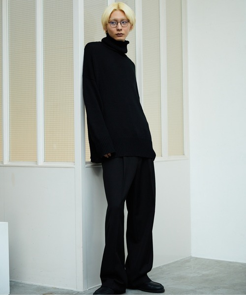 FEKETE(フェケテ)の「FEKETE MADE fkt LOGO TURTLE NECK KNIT(ニット/セーター・メンズ・ブラック/ピンク・MEDIUM/LARGE)」の10枚目の写真