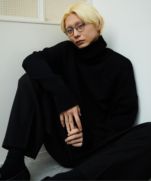 FEKETE(フェケテ)の「FEKETE MADE fkt LOGO TURTLE NECK KNIT(ニット/セーター・メンズ・ブラック/ピンク・MEDIUM/LARGE)」の8枚目の写真