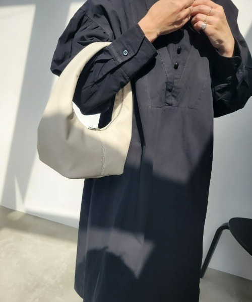 y/m by misato（イムバイミサト）の「ワンハンドルBAG（ハンドバッグ・レディース・アイボリー/ブラック・FREE）」の14枚目の写真