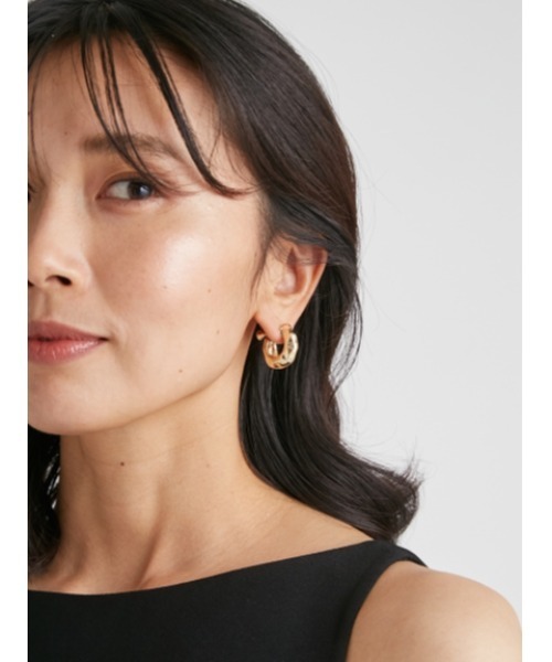 SNIDEL(スナイデル)の「フープイヤリング(イヤリング・レディース・シルバー/ゴールド・FREE)」の1枚目の写真