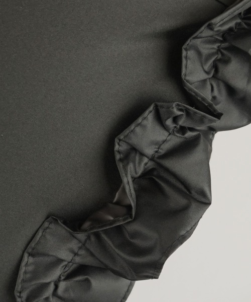 macocca（マコッカ）の「完全遮光 UVカット100% 日傘 晴雨兼用 makez.マケズ 竹手元ショート傘 フリル（長傘・レディース・ピンク/グレイッシュベージュ/ブラック/オフホワイト/ブルー/モカ/アイボリー・FREE）」の13枚目の写真