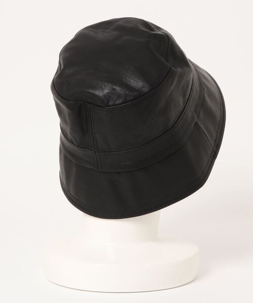 ANDGEEBEE（アンジービー）の「フェイクレザーロゴバケットハット（ハット・レディース・チャコールグレー/ブラック・FREE）」の3枚目の写真