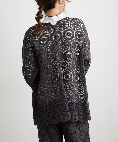 PUAL CE CIN(ピュアルセシン)の「太糸レース編み2WAYロングスリーブチュニック(シャツ/ブラウス・レディース・ホワイト/チャコール/キナリ・FREE)」の18枚目の写真