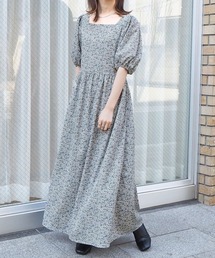 スクエアネックシャーリングワンピース