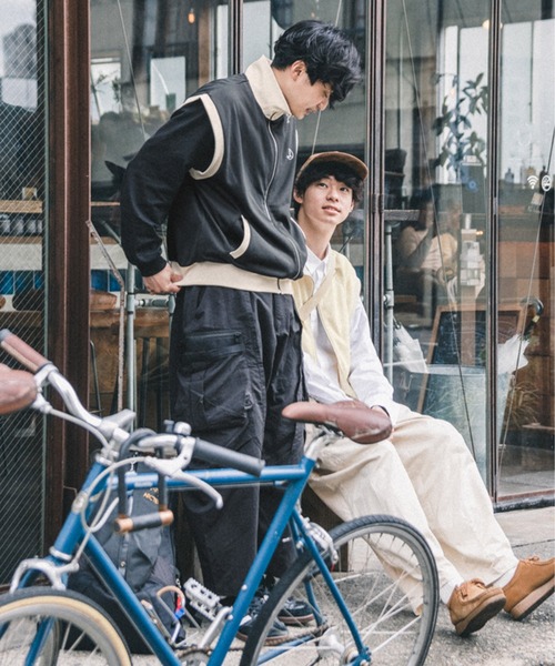 anown（アノン）の「ロゴ刺繍入り裏毛ジップアップベスト【ファッションインフルエンサー三木克海&すけ×anown限定コラボ 】（ベスト・メンズ・オフホワイト/スミクロ・FREE）」の10枚目の写真