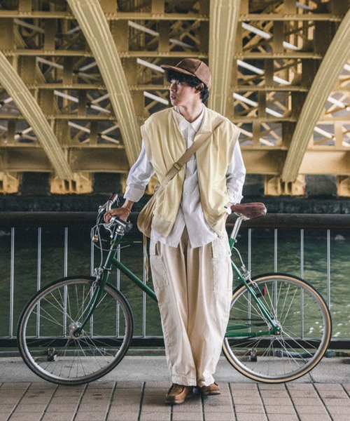 anown（アノン）の「ロゴ刺繍入り裏毛ジップアップベスト【ファッションインフルエンサー三木克海&すけ×anown限定コラボ 】（ベスト・メンズ・オフホワイト/スミクロ・FREE）」の16枚目の写真