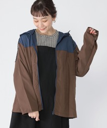 【撥水/ポケッタブル】レジャーバイカラーマウンテンパーカー