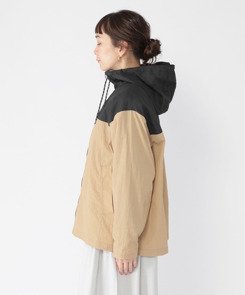 studio CLIP（スタディオクリップ）の「【撥水/ポケッタブル】レジャーバイカラーマウンテンパーカー（マウンテンパーカー・レディース・ベージュ/カーキ/ブラウン/ピンク・FREE）」の8枚目の写真