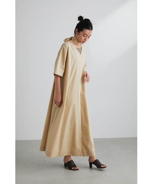 STYLEMIXER（スタイルミキサー）の「テントラインフレアワンピース（ワンピース・レディース・ブルー/ブラック/ベージュ・MEDIUM/SMALL）」の13枚目の写真