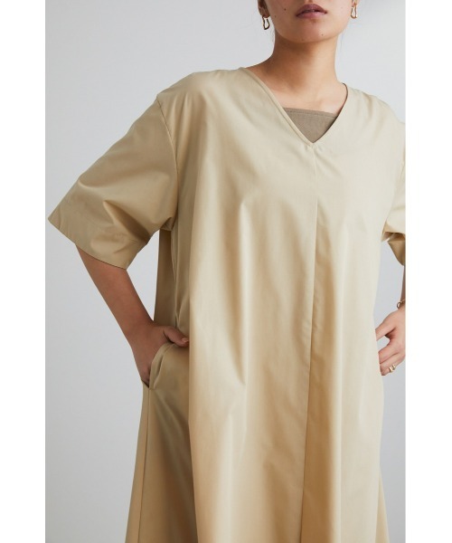 STYLEMIXER（スタイルミキサー）の「テントラインフレアワンピース（ワンピース・レディース・ブルー/ブラック/ベージュ・MEDIUM/SMALL）」の16枚目の写真