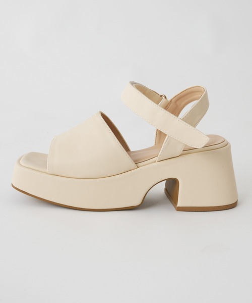 one after another NICE CLAUP(ワンアフターアナザーナイスクラップ)の「バイキーヒールストラップサンダル(サンダル・レディース・ブラウン/イエロー/アイボリー・SMALL/MEDIUM/LARGE)」の13枚目の写真