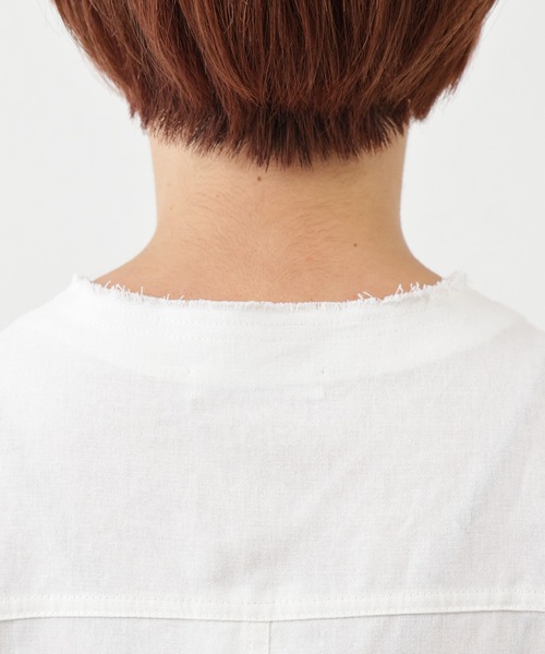 natural couture(ナチュラルクチュール)の「ポケットデザインミリタリーベスト(ベスト・レディース・ベージュ/オフホワイト/カーキ・FREE)」の22枚目の写真