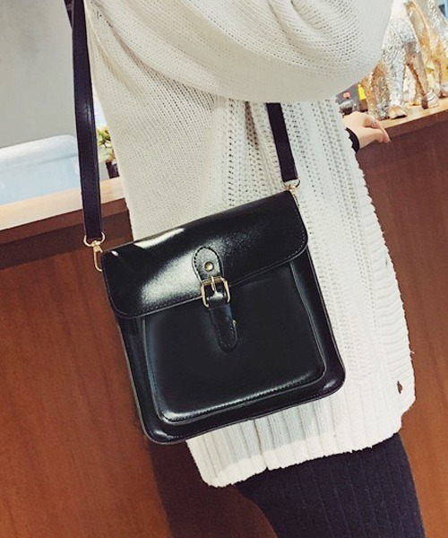 gossip!ロサンゼルス(ゴシップロサンゼルス)の「ミニショルダーバッグ(ショルダーバッグ・レディース・ブラック/ワイン・FREE)」の8枚目の写真