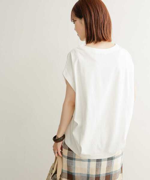 URBAN RESEARCH DOORS(アーバンリサーチドアーズ)の「コットンタックフレンチプルオーバー(Tシャツ/カットソー・レディース・ブラック/レッド/オフホワイト/イエロー/ロイヤルブルー・MEDIUM)」の8枚目の写真