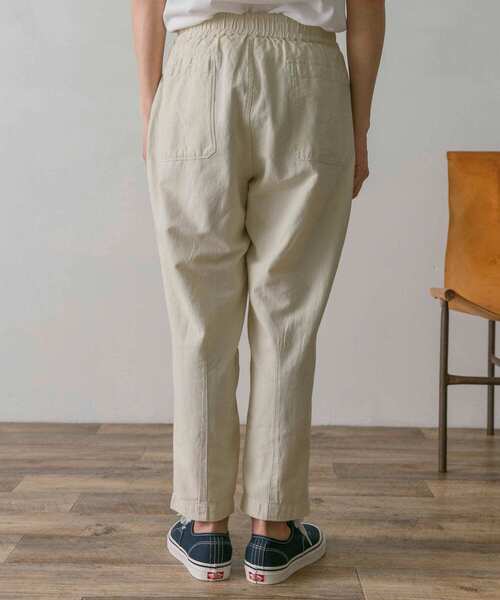 URBAN RESEARCH DOORS（アーバンリサーチドアーズ）の「綿麻テーパードベイカーパンツ（その他パンツ・メンズ・オリーブ/インディゴブルー/ベージュ/アイボリー・MEDIUM/SMALL/LARGE）」の16枚目の写真