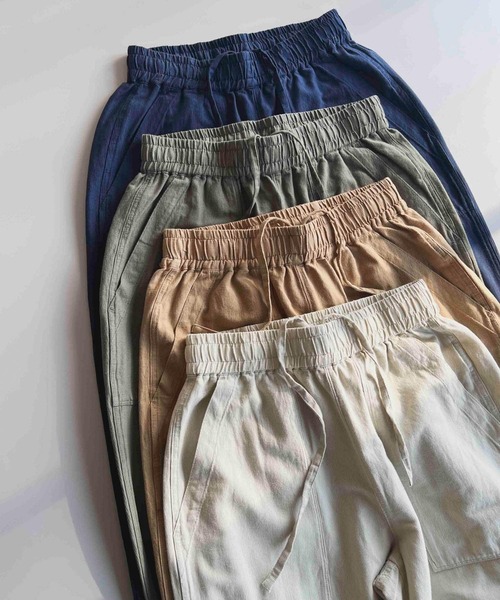 URBAN RESEARCH DOORS（アーバンリサーチドアーズ）の「綿麻テーパードベイカーパンツ（その他パンツ・メンズ・オリーブ/インディゴブルー/ベージュ/アイボリー・MEDIUM/SMALL/LARGE）」の2枚目の写真