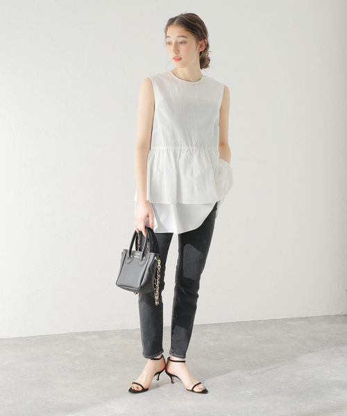 Spick & Span（スピックアンドスパン）の「ティアードフリル ブラウス（シャツ/ブラウス・レディース・ブラック/ホワイト・FREE）」の5枚目の写真