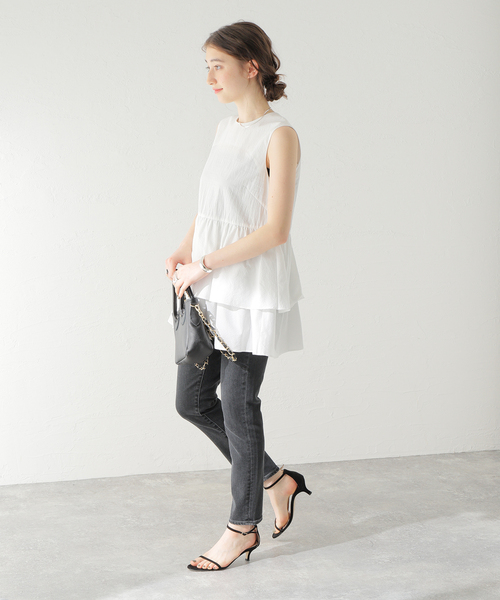 Spick & Span（スピックアンドスパン）の「ティアードフリル ブラウス（シャツ/ブラウス・レディース・ブラック/ホワイト・FREE）」の14枚目の写真