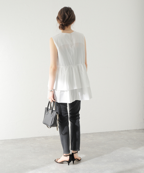 Spick & Span（スピックアンドスパン）の「ティアードフリル ブラウス（シャツ/ブラウス・レディース・ブラック/ホワイト・FREE）」の6枚目の写真