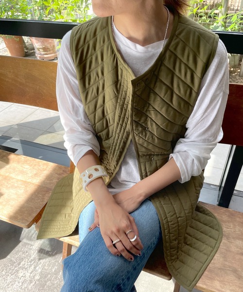 SHENERY（シーナリー）の「キルティングベスト（ベスト・レディース・ブラック/カーキ/アイボリー・FREE）」の19枚目の写真