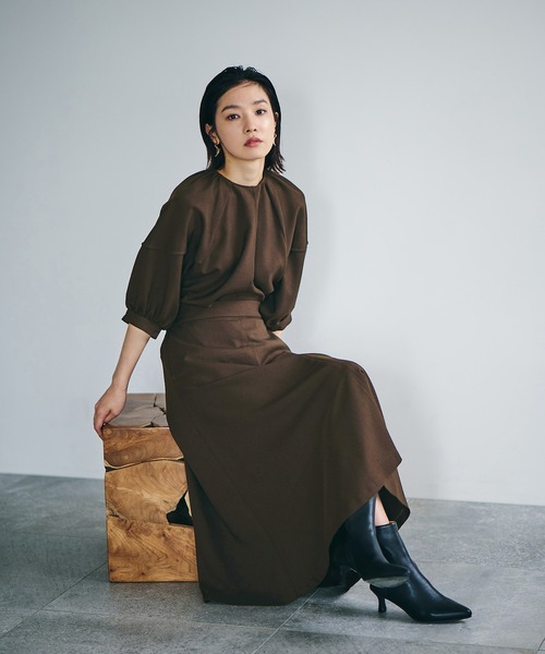 VIS(ビス)の「【Washable・EASY CARE】エコウールタッチフレアスカート【sustainable】(スカート・レディース・ダークブラウン/キナリ/イエロー系その他/ブルー系その他・L/M/S)」の5枚目の写真