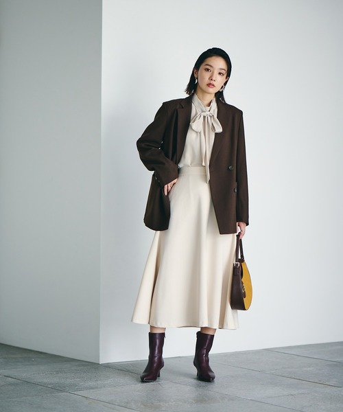 VIS(ビス)の「【Washable・EASY CARE】エコウールタッチフレアスカート【sustainable】(スカート・レディース・ダークブラウン/キナリ/イエロー系その他/ブルー系その他・L/M/S)」の10枚目の写真