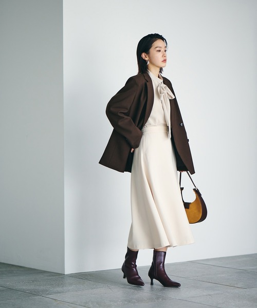 VIS(ビス)の「【Washable・EASY CARE】エコウールタッチフレアスカート【sustainable】(スカート・レディース・ダークブラウン/キナリ/イエロー系その他/ブルー系その他・L/M/S)」の14枚目の写真