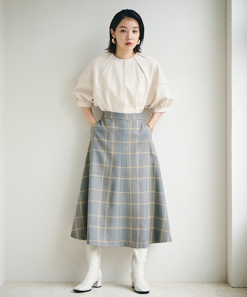 VIS(ビス)の「【Washable・EASY CARE】エコウールタッチフレアスカート【sustainable】(スカート・レディース・ダークブラウン/キナリ/イエロー系その他/ブルー系その他・L/M/S)」の7枚目の写真