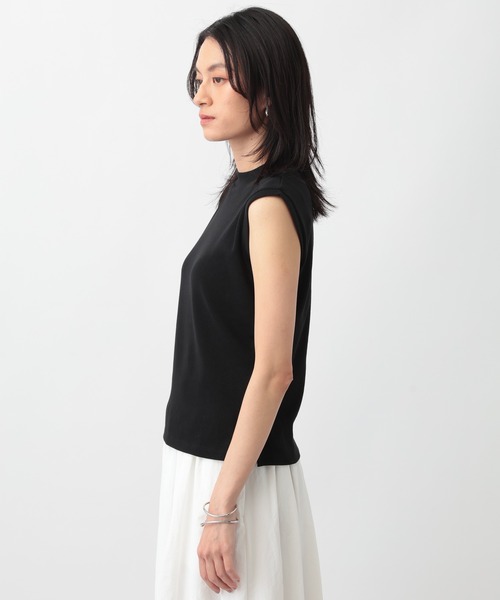 A part by(アパートバイ)の「ハイネックノースリーブプルオーバー(タンクトップ・レディース・ブラック/ブラウン/イエロー/アイボリー/オフホワイト/ブルー系その他4/ダークブラウン・FREE)」の9枚目の写真