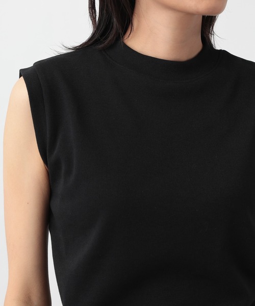 A part by(アパートバイ)の「ハイネックノースリーブプルオーバー(タンクトップ・レディース・ブラック/ブラウン/イエロー/アイボリー/オフホワイト/ブルー系その他4/ダークブラウン・FREE)」の12枚目の写真