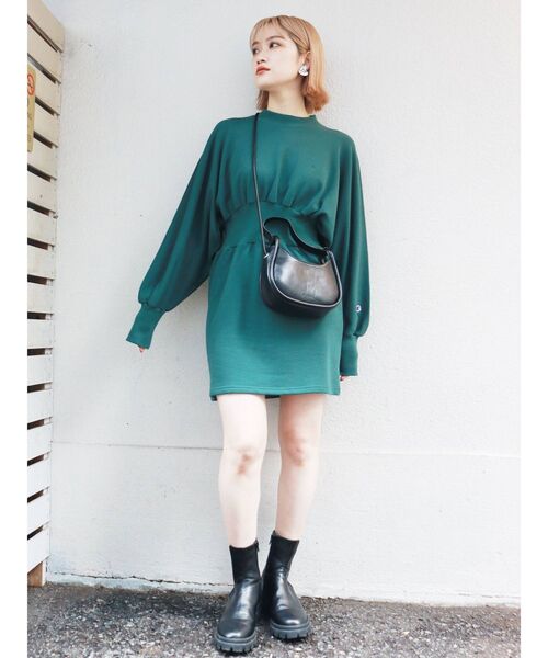 Champion（チャンピオン）の「【MURUA別注】Champion スウェットワンピース（ワンピース・レディース・ブラック/ブラウン/アイボリー/グリーン・FREE）」の14枚目の写真