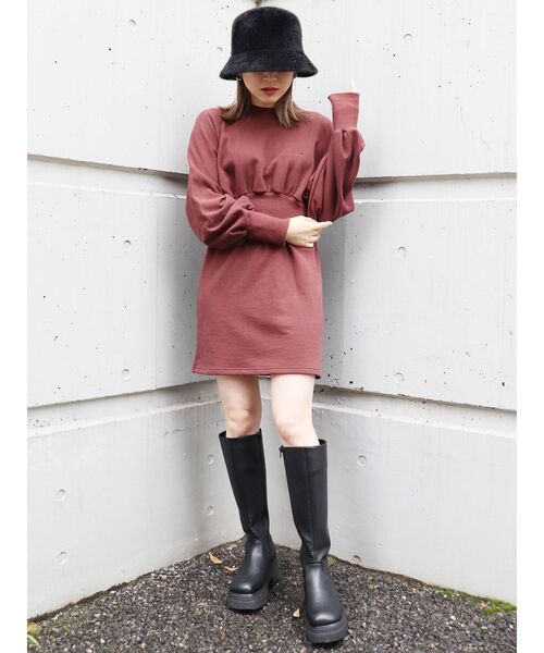 Champion（チャンピオン）の「【MURUA別注】Champion スウェットワンピース（ワンピース・レディース・ブラック/ブラウン/アイボリー/グリーン・FREE）」の7枚目の写真