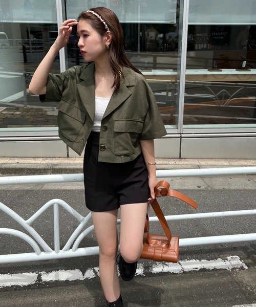 one after another NICE CLAUP（ワンアフターアナザーナイスクラップ）の「アウトポケットショートジャケット（ミリタリージャケット・レディース・グレー/カーキ/アイボリー・FREE）」の14枚目の写真