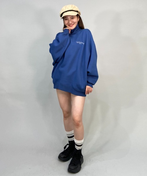 BILLABONG(ビラボン)の「【ムラサキスポーツ別注】BILLABONG/ビラボン ビッグシルエット/オーバーサイズ/無地ワンポイントロゴタートルネックスウェット BC014-009(スウェット・レディース・ホワイト/ブラック/イエロー/ブルー・M/L)」の9枚目の写真