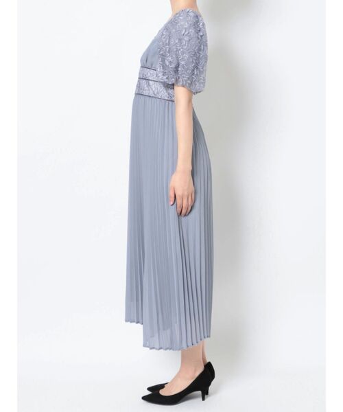 MERCURYDUO（マーキュリーデュオ）の「レースドッキングパフスリーブドレス（ワンピース・レディース・ブラック/ブルー・SMALL/MEDIUM）」の8枚目の写真