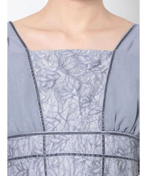 MERCURYDUO（マーキュリーデュオ）の「レースドッキングパフスリーブドレス（ワンピース・レディース・ブラック/ブルー・SMALL/MEDIUM）」の3枚目の写真