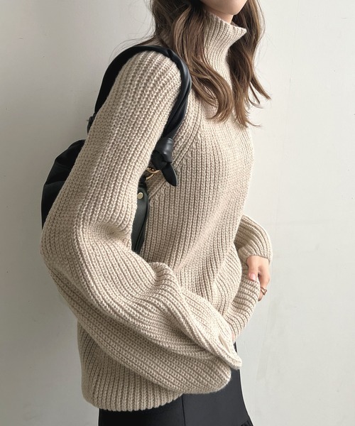 Futier land（フューティアランド）の「韓国っぽい上品な柔らかいニット♪ 袖ボタンデザインハイネックニット（ニット/セーター・レディース・ブラック/グレー/グレイッシュベージュ/アイボリー/グリーン系その他/ライトグレー/オレンジ・FREE）」の16枚目の写真