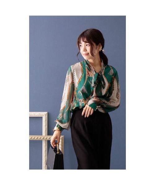 Sawa a la mode(サワアラモード)の「スカーフ柄リボンボウタイブラウス(シャツ/ブラウス・レディース・グリーン/ブラック・FREE)」の20枚目の写真