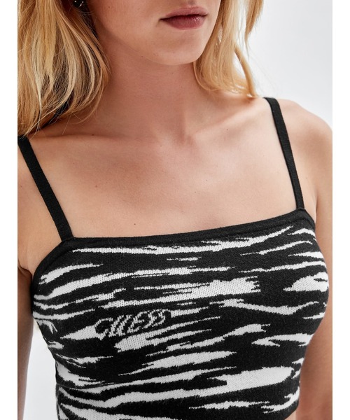 Guess（ゲス）の「GUESS Originals Eco Zebra Jacquard Cami（その他トップス・レディース・ブラック・SMALL/MEDIUM/X-SMALL）」の3枚目の写真